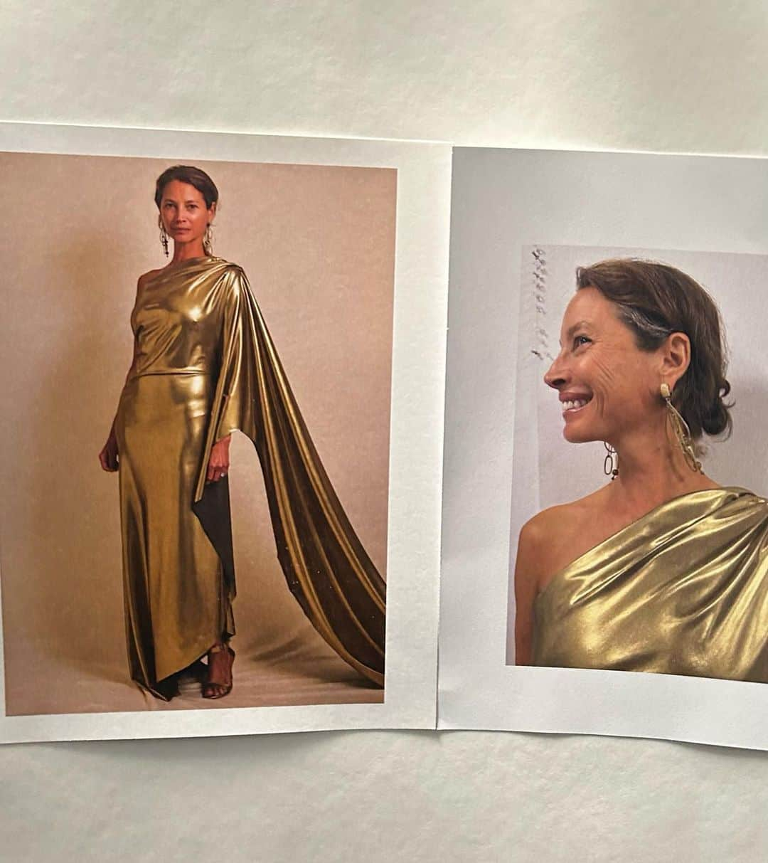 クリスティー・ターリントンさんのインスタグラム写真 - (クリスティー・ターリントンInstagram)「What a week! It started with a dress, a very beautiful gold lame number that I got to wear to close the @ralphlauren show last Friday night. A few days later, I attended the #CaringforWomen gala which was the 15th anniversary for the @keringfoundation that raised 3million in support of three organizations to address violence against women. @malalafund #nationalnetworktoenddomesticviolence #newyorkcityallianceagainstsexualassault And finally, a quick trip to London to join my Super Friends on stage to close the spectacular #vogueworld extravaganza at the Drury Lane Theatre Thursday night. Now, “Back to Life, Back to Reality….”」9月17日 11時18分 - cturlington