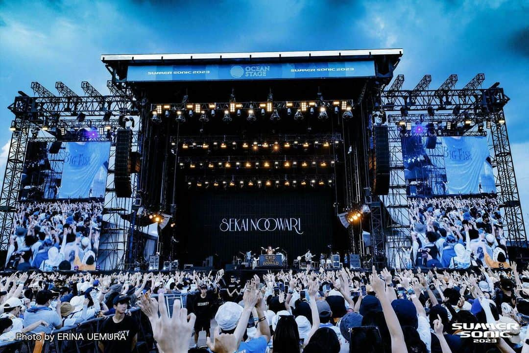 サマーソニックさんのインスタグラム写真 - (サマーソニックInstagram)「OSAKA DAY2⚡  OCEAN STAGE①🌊  #BLUR #FALLOUTBOY #SEKAINOOWARI #TWODOORCINEMACLUB  公式サイトのPHOTO GALLERYで公開中💁 https://www.summersonic.com/2023live/osaka-day2/  #サマソニ #summersonic」9月17日 12時01分 - summersonic_official