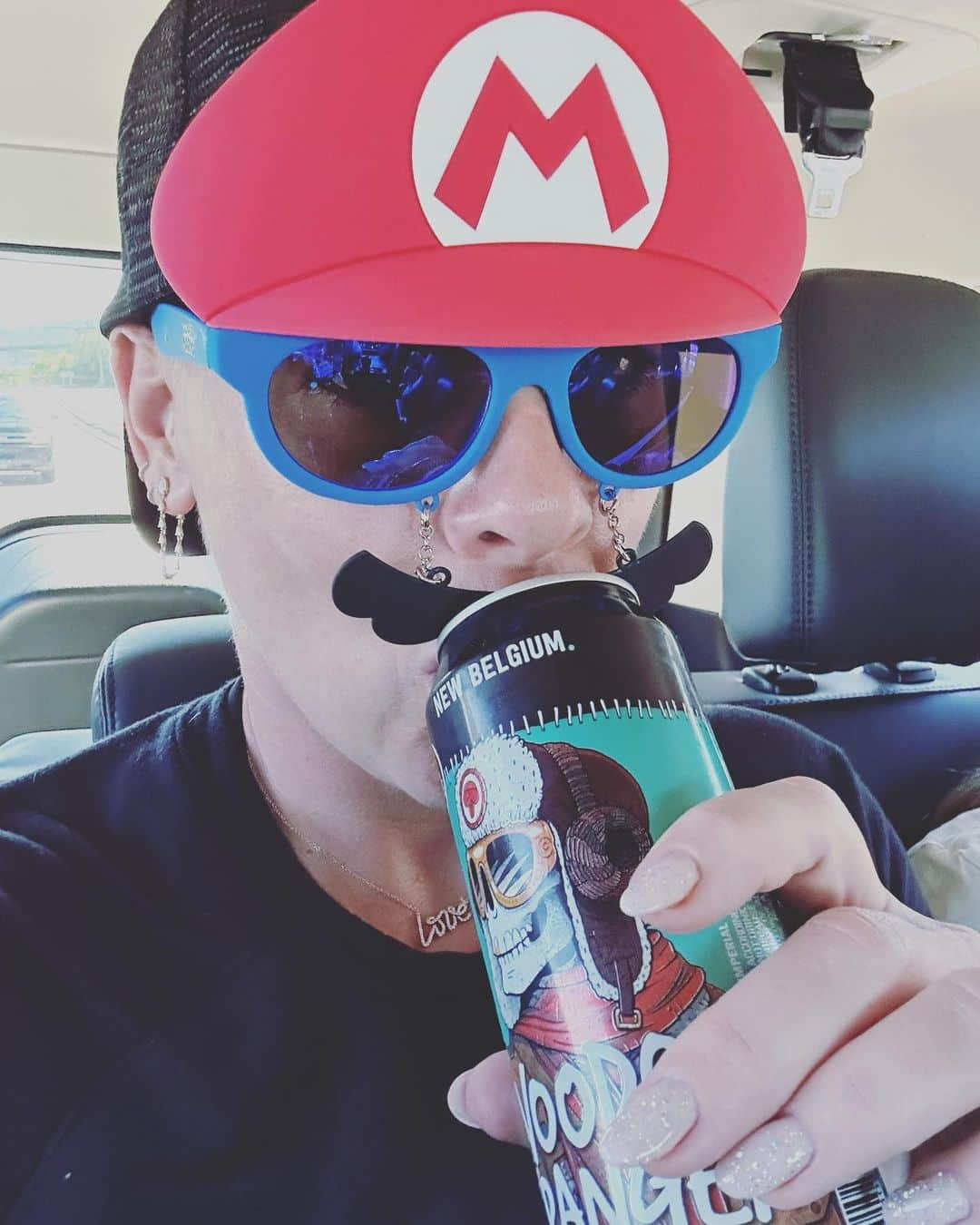 P!nk（ピンク）さんのインスタグラム写真 - (P!nk（ピンク）Instagram)「Hershey Park for the win. RVs for days- rollercoasters and arcades….. I haven’t been in these woods since I was four! Philly hometown I’m coming in hot!」9月17日 12時07分 - pink