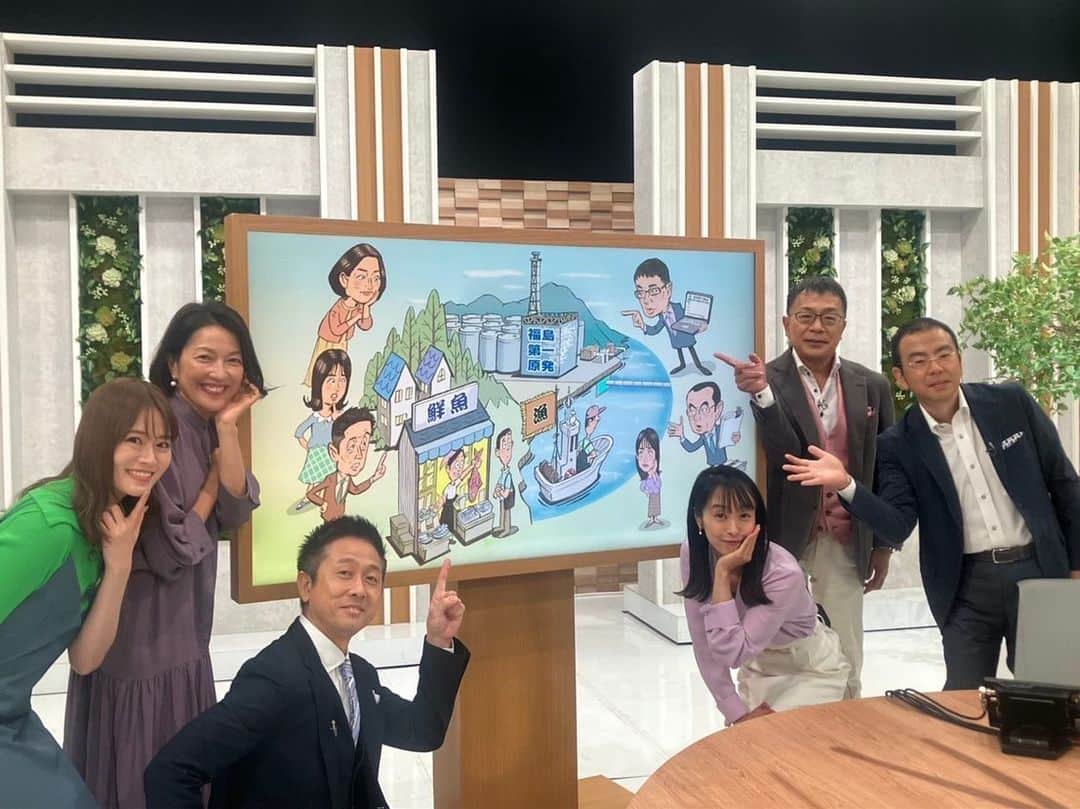 羽田美智子のインスタグラム：「連休中、皆様いかがお過ごしですか？ 私は舞台のお稽古真っ最中でインスタもブログも 遠のいてしまいました。  さて明日18日 NHK総合13:05〜 『ニュースなるほどゼミ』 処理水問題についての番組に出演させていただきました。  いやー、、 専門家の先生達も頭を悩まされていますが まだ処理水は廃炉に向かっての第一歩だと聞いて気が遠くなりました。  処理水に関する疑問や 日本が抱える問題、、 いろいろ勉強になりました。  勉強不足で何一つまともに言えなかったですが、、  日本の未来のために 是非見ていただければと思います。  #BAGUTTA #tremezzo_womens #donatellapellini @dressunreve」