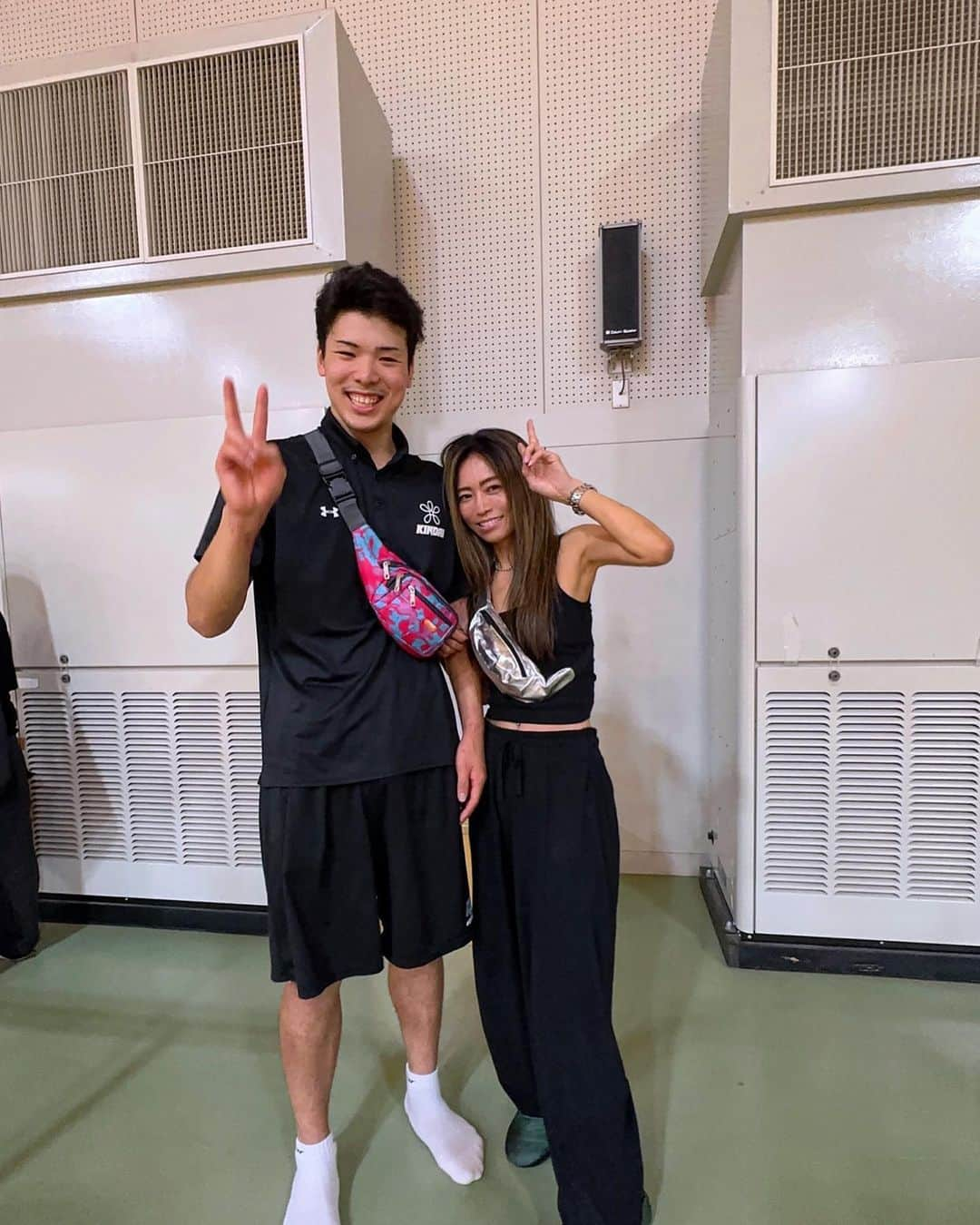 chiruさんのインスタグラム写真 - (chiruInstagram)「健太郎 身長193cm❤️  #バレーボール#volleyball#近大#近畿大学#近畿大学バレーボール部 #秋季リーグ#秦健太郎#193lm#高身長#大好物#息子の友達#19歳#19years#大学生#大学バレー#instalike」9月17日 22時28分 - chiru0909