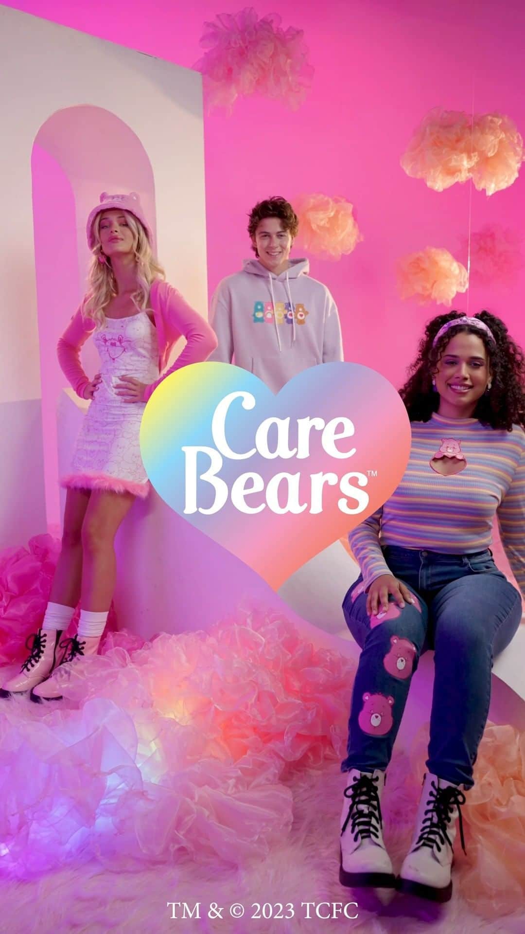 SHEINのインスタグラム：「🌈 Get ready to bear your heart on your sleeve! The SHEIN x Care Bears collection has landed, and it's bursting with cuteness. 🐻💖  #SHEINxCareBears #SHEINcollabs #CareBears」