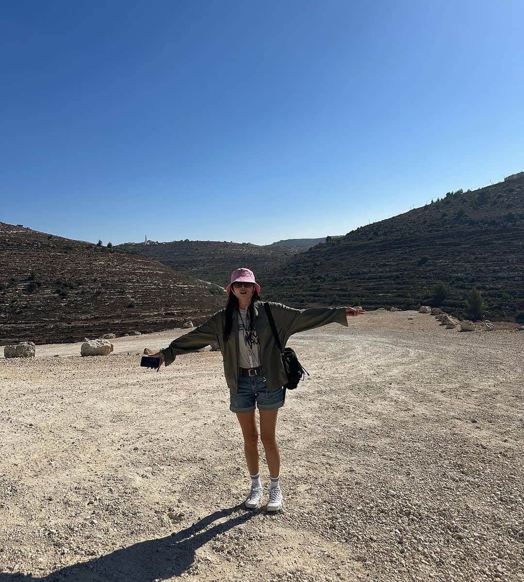のインスタグラム：「너무 더웠던... 날💦💦」