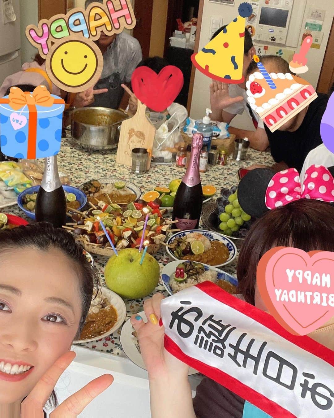 一条もんこさんのインスタグラム写真 - (一条もんこInstagram)「今日の午前レッスンはナスカレー！ 今日もお誕生日の生徒さんを全力お祝い！！ みんなの愛が溢れてます😘🎂 すべてカレーが繋いだご縁❣️ #料理教室#SpiceLife#渋谷#カレー教室#魚ビリヤニ#豆とトマトのカレー#9月新メニュー#創作料理#カレー#curry#スパイス#スパイス料理#おうちごはん#カレー教室#毎月40回開催#お問い合わせはxからお願いします#キャンセル待ち受付中#現在満席です#一条もんこ」9月17日 23時08分 - monko1215