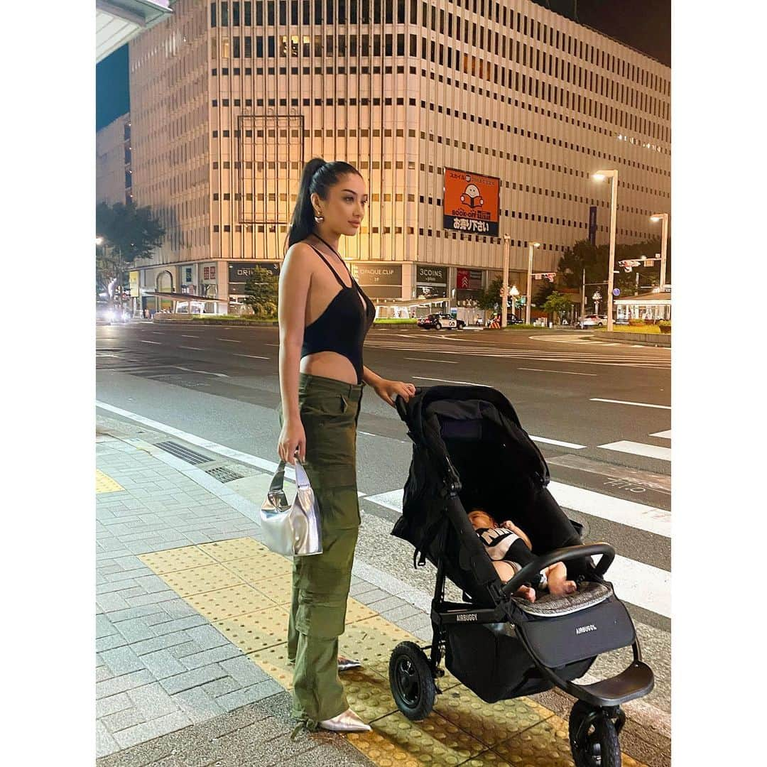 河内セリアのインスタグラム：「Mommy life 🤱🏻🤍」