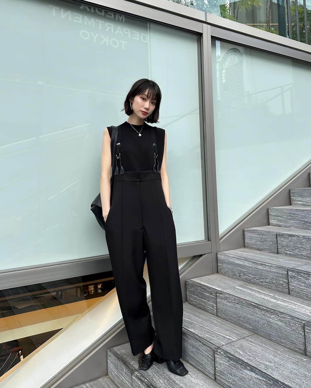 金澤楓のインスタグラム：「ALL BLACK🖤 色々詰め込んだ2日間でした！  #かえでの私服#ootd#outfit#私服」