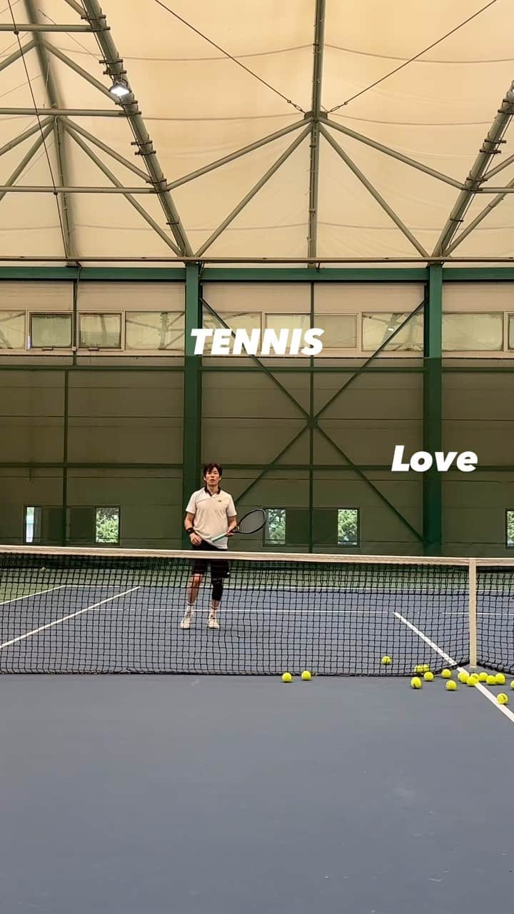 ユ・ジュンサンのインスタグラム：「travel artist tennisman  #나를위해뛴다 #tennis#love with #석현준」