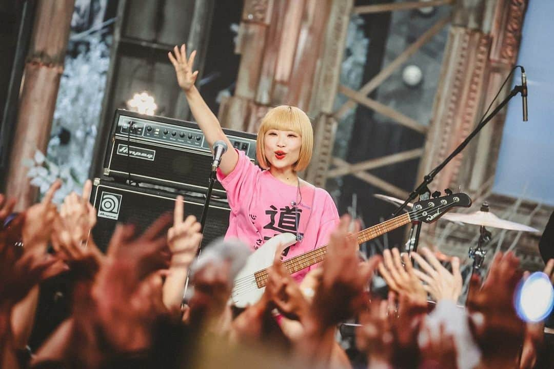 フジテレビ「Love music」さんのインスタグラム写真 - (フジテレビ「Love music」Instagram)「今夜、最終回🥺  ヤバイTシャツ屋さん  「NO MONEY DANCE」  パフォーマンス🎽  今夜24:30-放送 ※地域によって放送日程が異なります。　 各放送局のHPにてご確認下さい。  📷白石達也  #Lovemusic #ラブミュージック」9月17日 16時12分 - lovemusic_fujitv