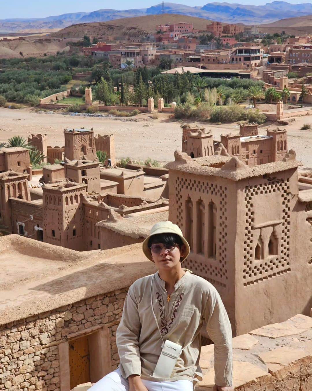 アイス・サランユーさんのインスタグラム写真 - (アイス・サランユーInstagram)「Lost in AIT BENHADDOU,Morocco ฉากในภาพยนตร์ หลายๆเรื่อง ที่ไม่ใช่ฉากสร้างแต่มีอยู่จริง เป็น 1000 ปี แฟน GLADIATOR น่าจะคุ้น กับฉากนี้เป็นอย่างดี  #aitbenhaddou #morocco  #icesarunyu #icesarunyuaroundtheworld #icesarunyuinmorocco」9月17日 16時43分 - icesarunyu