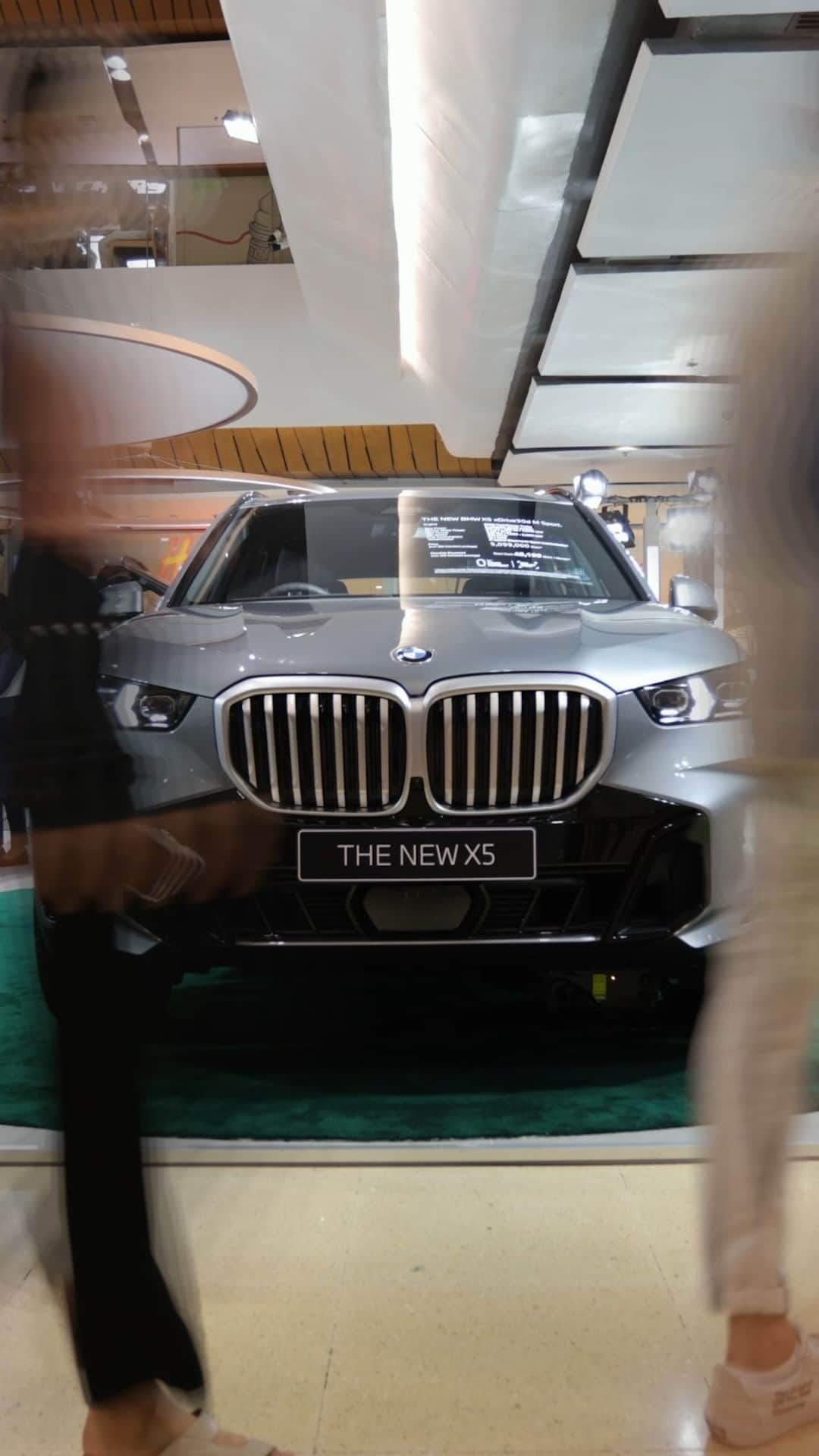 BMW Thailandのインスタグラム：「LAST CALL! สำหรับใครที่ยังไม่ได้มา BMW Xpo 2023 มาพบกับเราในวันสุดท้ายที่เซ็นทรัล ลาดพร้าว กับมหกรรมแห่งปีสำหรับใครที่กำลังมองหา BMW ที่ตอบโจทย์ไลฟ์สไตล์ทุกรูปแบบ พบกับ BMW รุ่นใหม่ล่าสุด ตั้งแต่ THE NEW M760e xDrive, THE NEW X5, THE NEW X6, THE iX3 M Sport Inspiring, THE NEW M3 CS และอีกมากมาย พร้อมข้อเสนอสุดพิเศษที่ THE POWER OF JOY. THE POWER OF DEAL. จะมอบความ JOY ให้คุณถึง 3 ต่อ มาพบกับเราได้ที่เซ็นทรัล ลาดพร้าวได้เลย  #BMW #BMWTH #JOYisBMW #สุนทรียภาพแห่งการขับขี่ #BMWXpo2023 #POWEROFJOYPOWEROFDEAL」