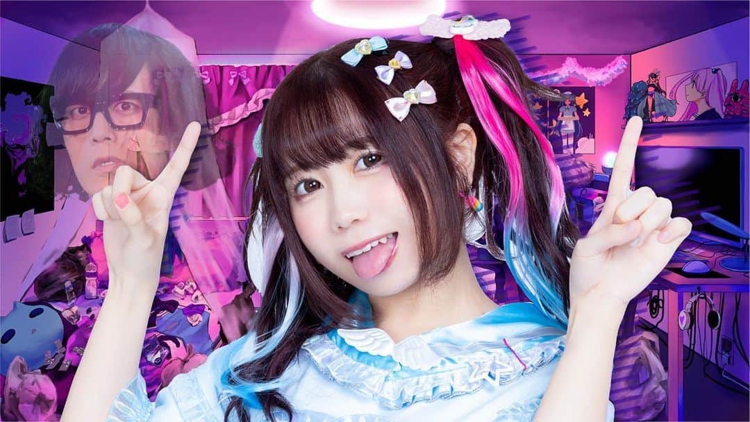 松永天馬のインスタグラム：「☝🏻☝🏻 拡散キボンヌ 👇🏻👇🏻  ❣こんなSNS抜けだして一人で鬱フェス観に行くぞ❣  INTERNET YAMERO /  Covered by  絵恋ちゃん feat.松永天馬（アーバンギャルド） 😼歌ってみた👼 https://youtube.com/watch?v=C7u9AM0Vz_Q  公開しました。 明日はこんなSNS（X）を閉じて川崎へ💨 鬱フェスではこの曲も…❓❓❓❓❓  チケットは17:59まで発売☝🏻☝🏻👇🏻👇🏻 https://eplus.jp/urbangarde/  #鬱フェス #アーバンギャルド #絵恋ちゃん #INTERNET_YAMERO #インターネットやめろ」