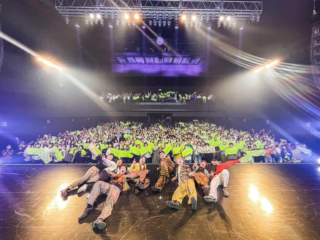 shojiさんのインスタグラム写真 - (shojiInstagram)「THANK YOU FUKUOKA❤️‍🔥  シッキンのダンスライブツアー「踊ピポ」福岡公演、会場が最高のエネルギーでした🔥  幸せ！ また来ます❤️‍🔥  #stkgz #シッキン #シットキングス #shoji #持田将史 #踊ピポ　#ダンスライブ　#zeppfukuoka」9月17日 17時28分 - shoji_stkgz