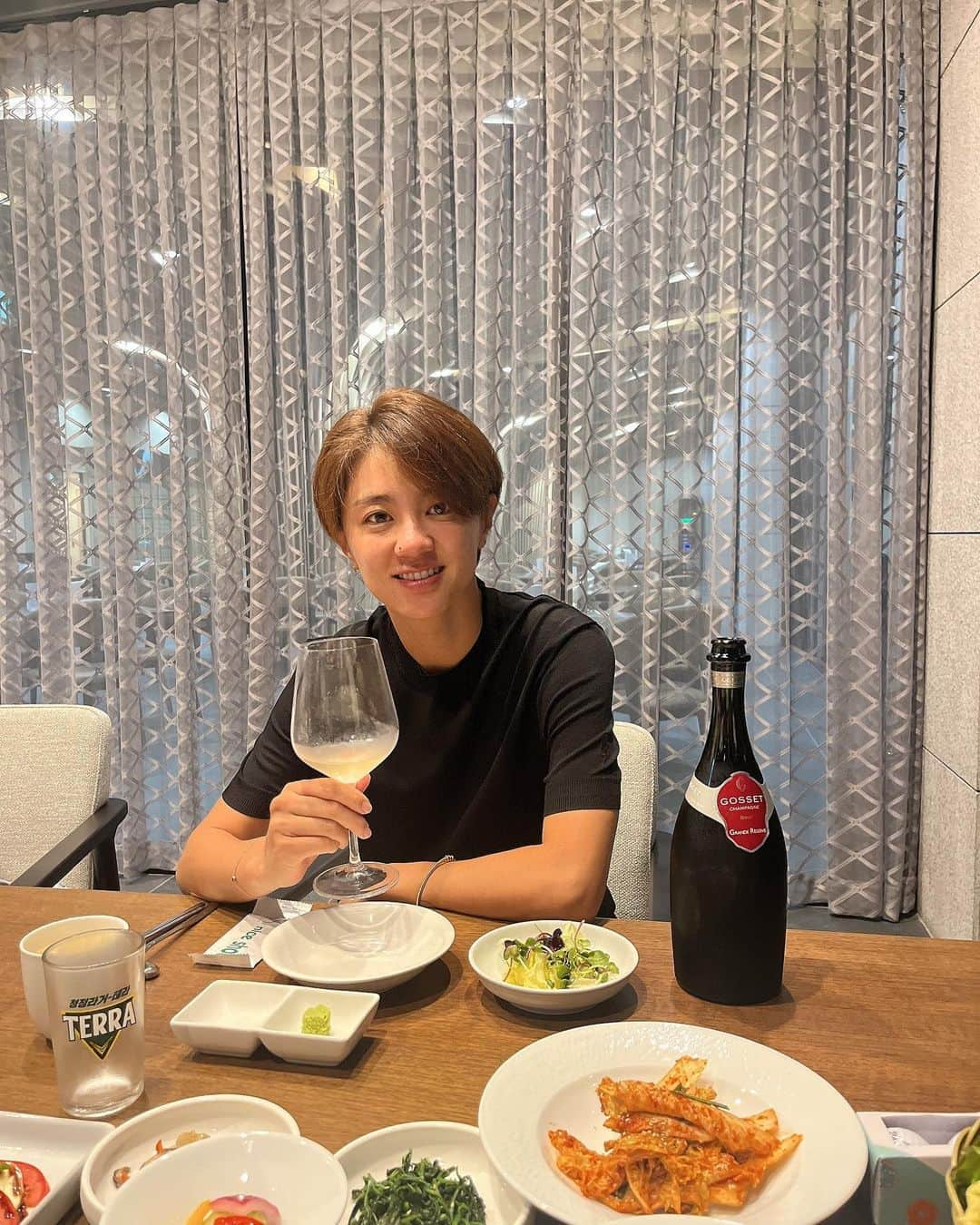 チェ・ナヨンさんのインスタグラム写真 - (チェ・ナヨンInstagram)「샴발라 CC 에서!! 샴페인을🍾 사랑하는 골프장😍  골프장 재밌어요!!! ㅎㅎ 코스 중간에 샴페인 그늘집도 만드신데요!!! 서울에서도 가깝고, 앞으로 인기 골프장이 될거라 생각합니다 👍🏻」9月17日 17時29分 - nychoi87