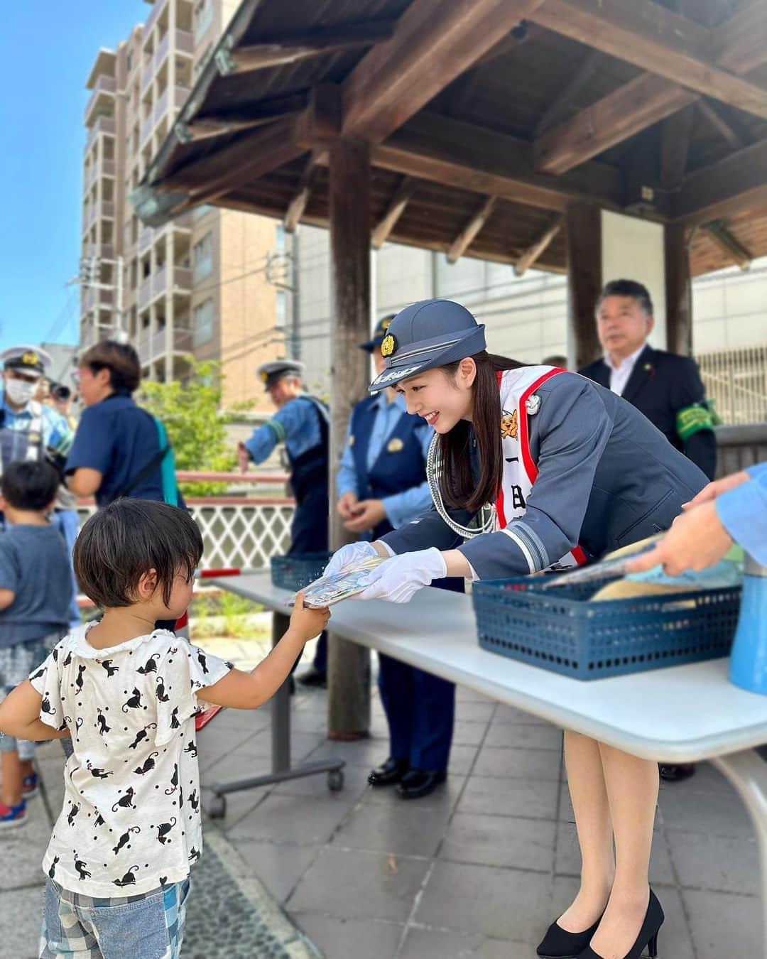 刈川くるみさんのインスタグラム写真 - (刈川くるみInstagram)「こんにちは✨  本日は品川警察署の一日警察署長を務めさせていただきました👮🏻  品川に住んでいる皆さま、署の皆さま、パレードに来てくださった皆さま温かく迎え入れてくださり本当に嬉しかったです！ありがとうございました😊☀️  9月21日から「秋の全国交通安全運動」が始まります🚗  今1度、交通安全のご協力よろしくお願いいたします✨  #centforce #セントフォース #刈川くるみ #一日警察署長 #品川警察署」9月17日 17時39分 - kurumi_karikawa