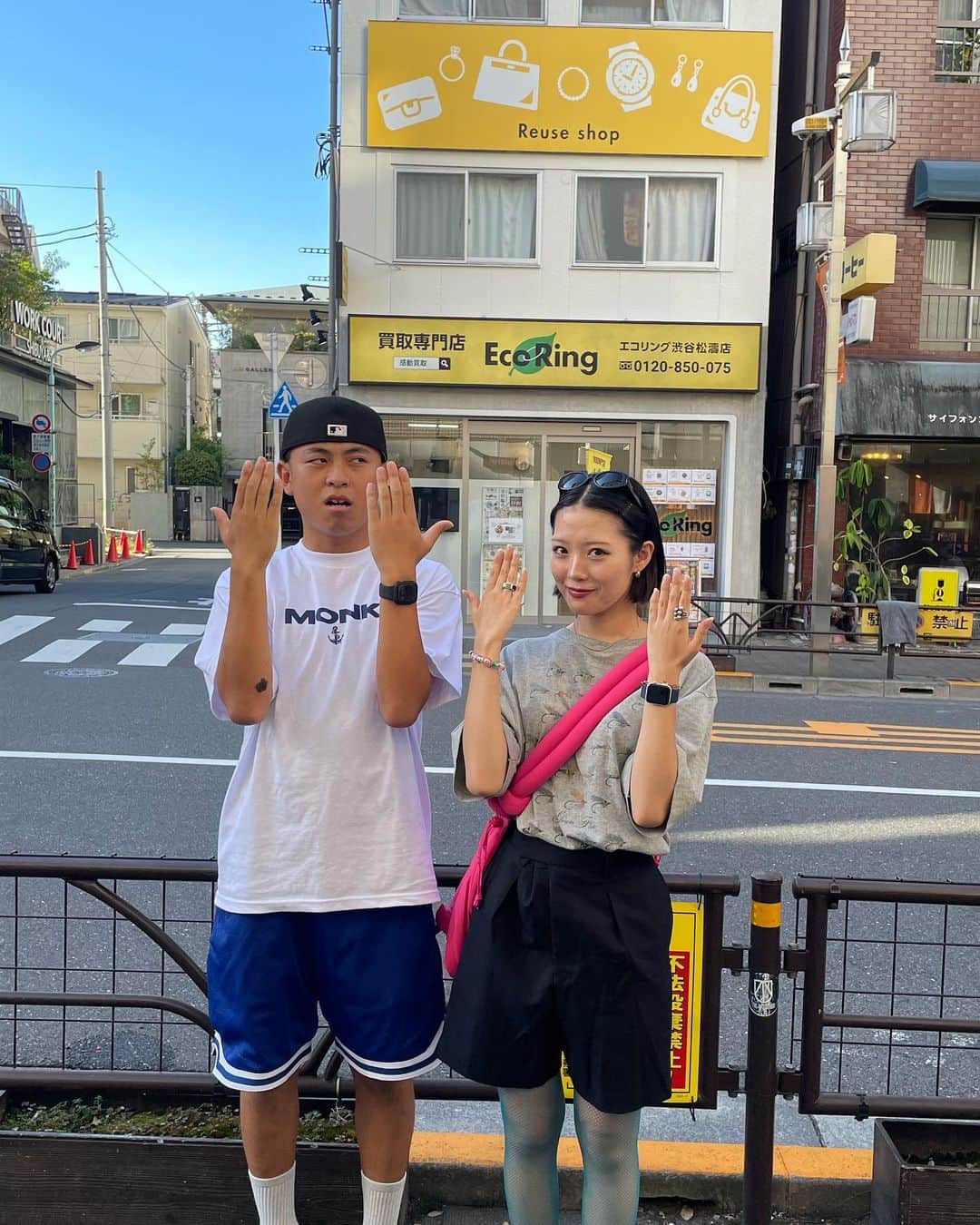 真雪さんのインスタグラム写真 - (真雪Instagram)「アニキの日は たくさんの人と話せて 幸せだ〜 めぐとお揃いのバック買ってたの運命すぎ」9月17日 23時45分 - fujitamayuki__
