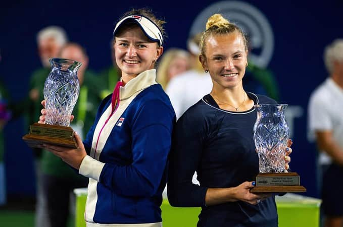 カテリナ・シニアコバのインスタグラム：「Champions @sandiegoopen 🥹😃💪🏻👯‍♀️ @bkrejcikova」