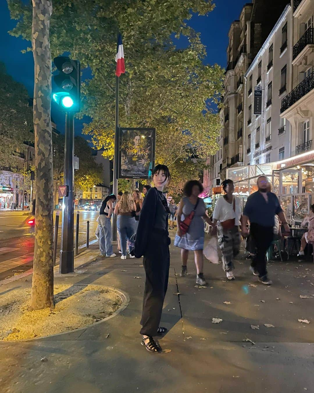 岡本夏美さんのインスタグラム写真 - (岡本夏美Instagram)「初のおかもと姉弟ふたり旅🇩🇪🇫🇷 ドイツ、フランス✈︎ 最高の一週間。1秒も、無駄な時間のない、充実した時間を過ごしました☺︎楽しかった〜、また詳しく載せます色々☺︎おたのしみに✌︎ #germany🇩🇪 #france🇫🇷paris」9月17日 18時58分 - okamoto_natsumi