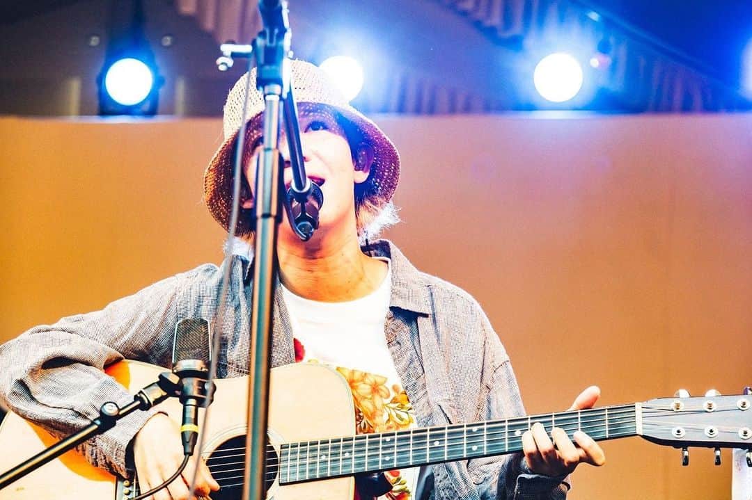 のインスタグラム：「2023.09.17 水上高原リゾート200 ″New Acoustic Camp 2023〜わらう、うたう、たべる、ねっころがる。〜″ #SUPERBEAVER #ニューアコ #写殺 @cazrowaoki」