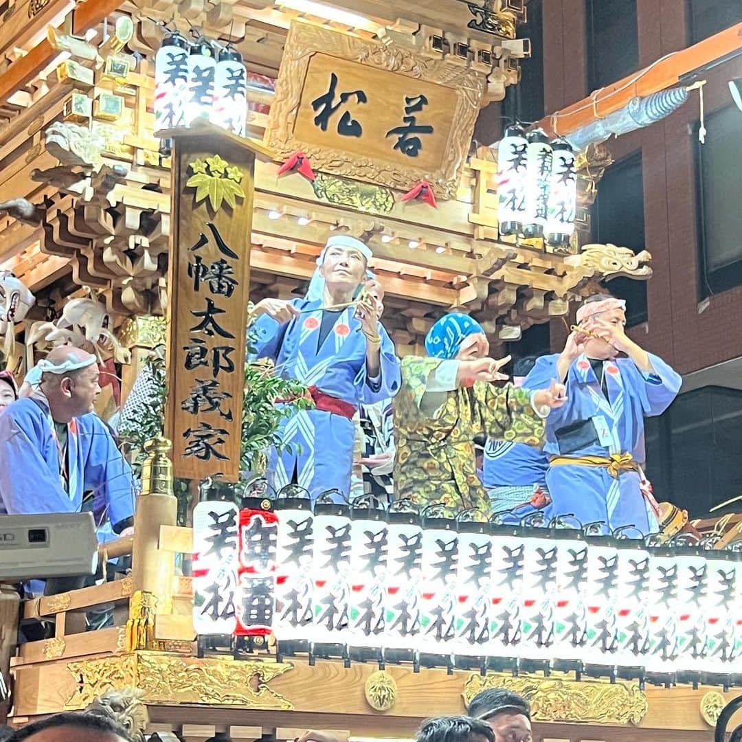 田代まさしさんのインスタグラム写真 - (田代まさしInstagram)「関東三大祭りである茨城県の石岡祭りに来ています。 一台何億とする山車が何十台も出ており、その山車の上で踊る人の動きがまるでカラクリ人形のような動きをしていて、手や肩や頭の動きがとても勉強になりました。 もちろん山車を見た後、煮干しの出汁で煮た昆布を食べたのは言うまでもありません（笑）  #茨城県#石岡市#石岡祭り#田代まさし#マーシー」9月17日 19時11分 - marcys.official