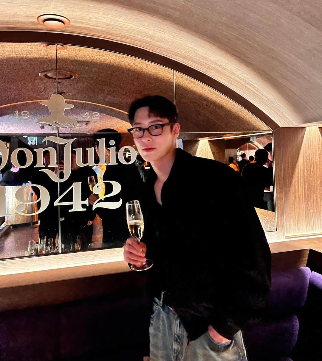 イ・ジェウクさんのインスタグラム写真 - (イ・ジェウクInstagram)「세상 힙했던 런칭행사🤩  #DonJulio1942 #DonJulio @donjuliotequila」9月17日 19時13分 - jxxvvxxk