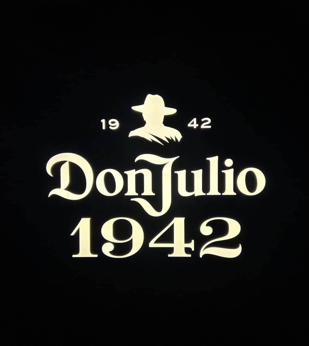 イ・ジェウクさんのインスタグラム写真 - (イ・ジェウクInstagram)「세상 힙했던 런칭행사🤩  #DonJulio1942 #DonJulio @donjuliotequila」9月17日 19時13分 - jxxvvxxk