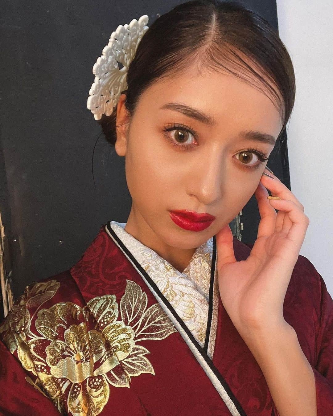 池田美優（みちょぱ）のインスタグラム：「． 人妻ですがまだ振袖の撮影はします🥀♥」