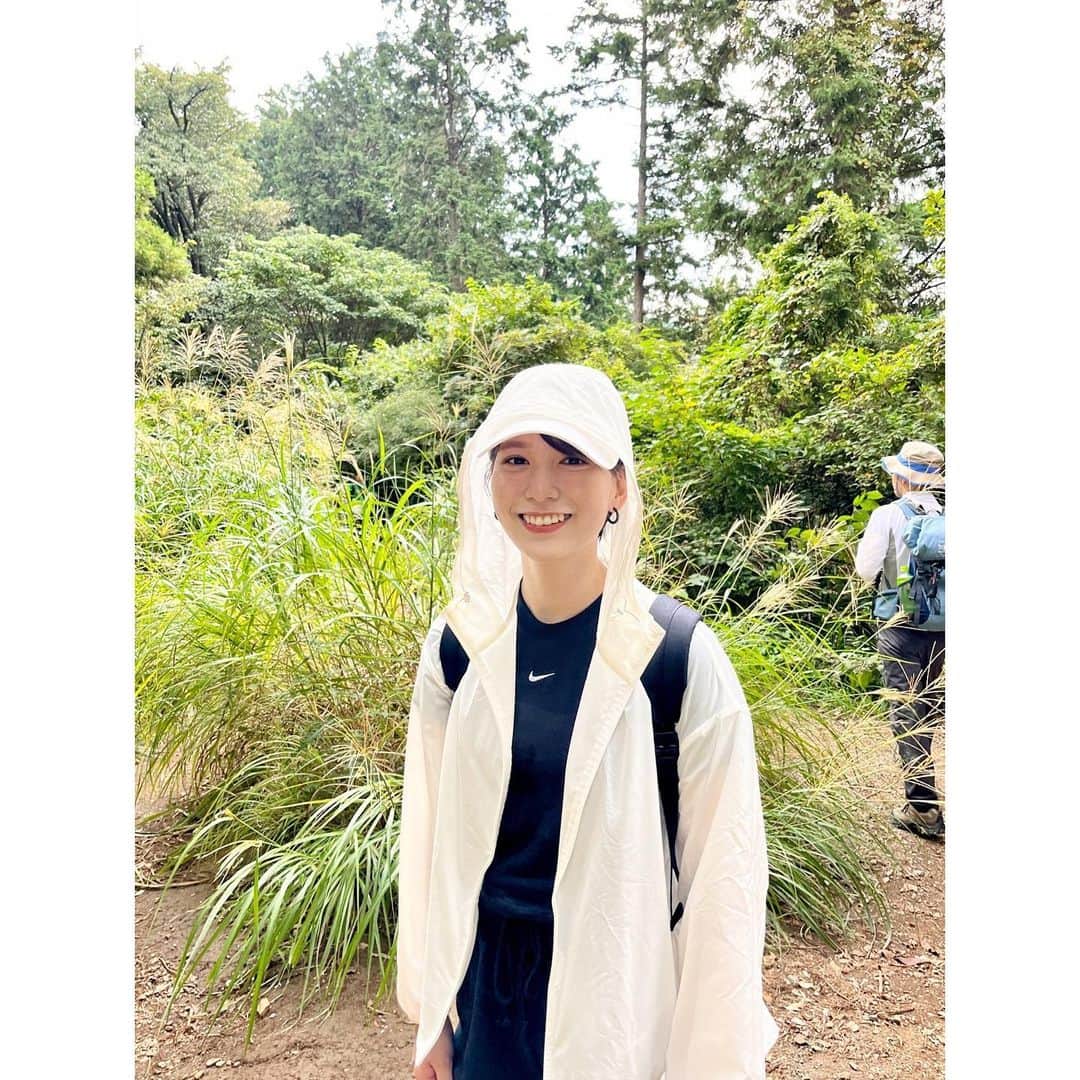 梶原凪さんのインスタグラム写真 - (梶原凪Instagram)「. 初めて高尾山登りました！！ 最高でした⛰⛰ ハマりそう〜  #高尾山  #高尾山登山」9月17日 19時22分 - kajihara.nagi_insta