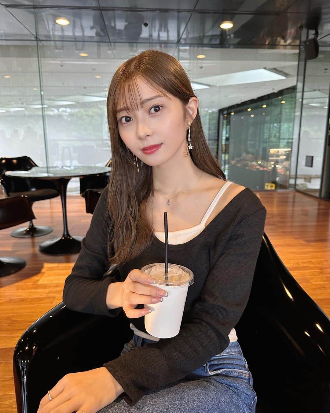 松川星さんのインスタグラム写真 - (松川星Instagram)「⁡ 長袖デビューしました🐈‍⬛✉️」9月17日 19時27分 - akarin__rin