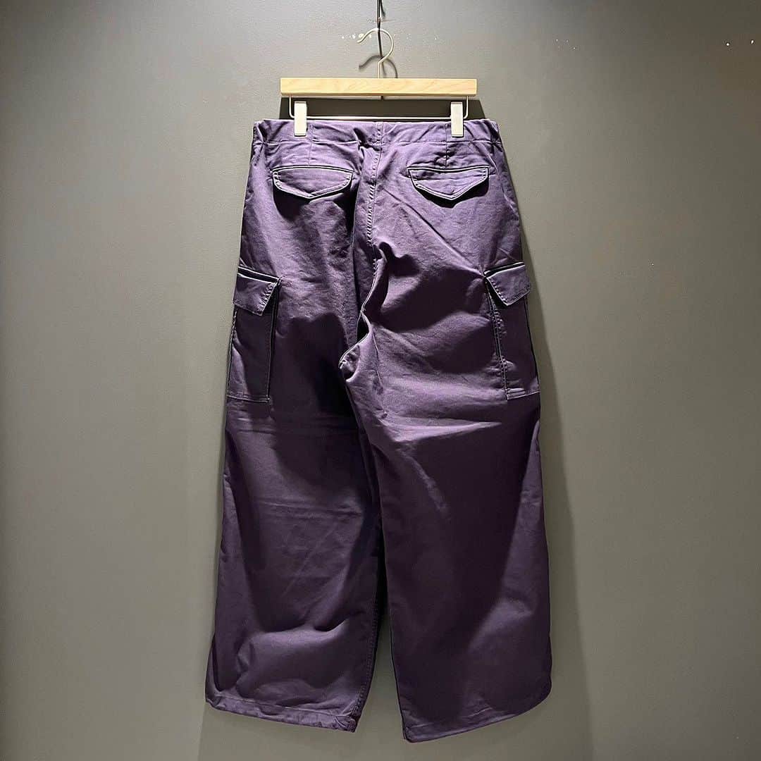 BEAMS JAPANさんのインスタグラム写真 - (BEAMS JAPANInstagram)「＜Graphpaper＞ Mens Pigment Drill Field Pants ¥33,000-(inc.tax) Item No.11-24-1335 BEAMS JAPAN 2F ☎︎03-5368-7317 @beams_japan #graphpaper #beams #beamsjapan #beamsjapan2nd Instagram for New Arrivals Blog for Recommended Items」9月17日 19時42分 - beams_japan