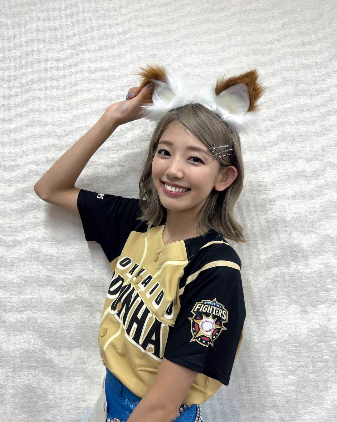 里菜さんのインスタグラム写真 - (里菜Instagram)「キツネさん🦊」9月17日 20時03分 - rina_crownpop