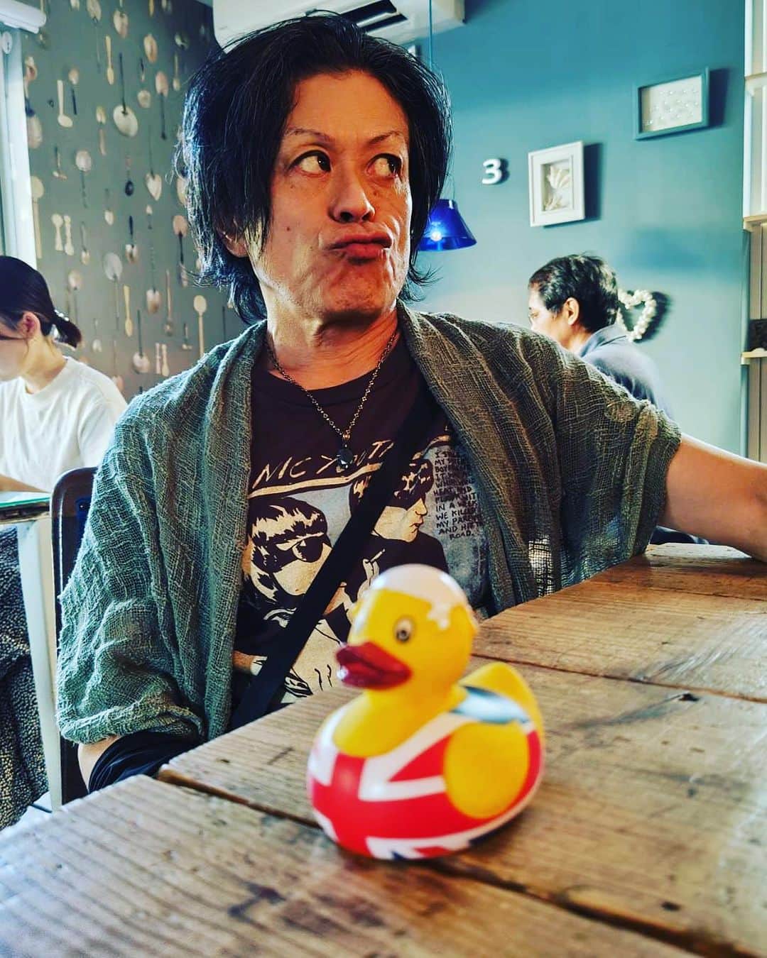 宙也さんのインスタグラム写真 - (宙也Instagram)「サンデーデート。 #ジョンソンタウン  #貝殻喫茶室」9月17日 20時27分 - chuya_aquarius