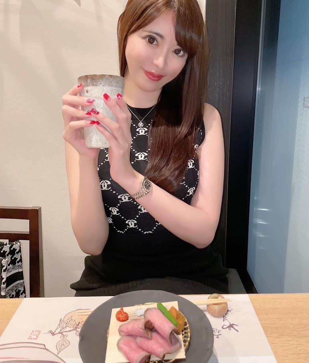 桃瀬えりなのインスタグラム：「和食が身に染みる〜♡  #ginza #gourmet #dinner #tiffany #rolex #emiriawiz #follow #followme #銀座 #和食 #グルメ #上越やすだ #コース料理 #個室」