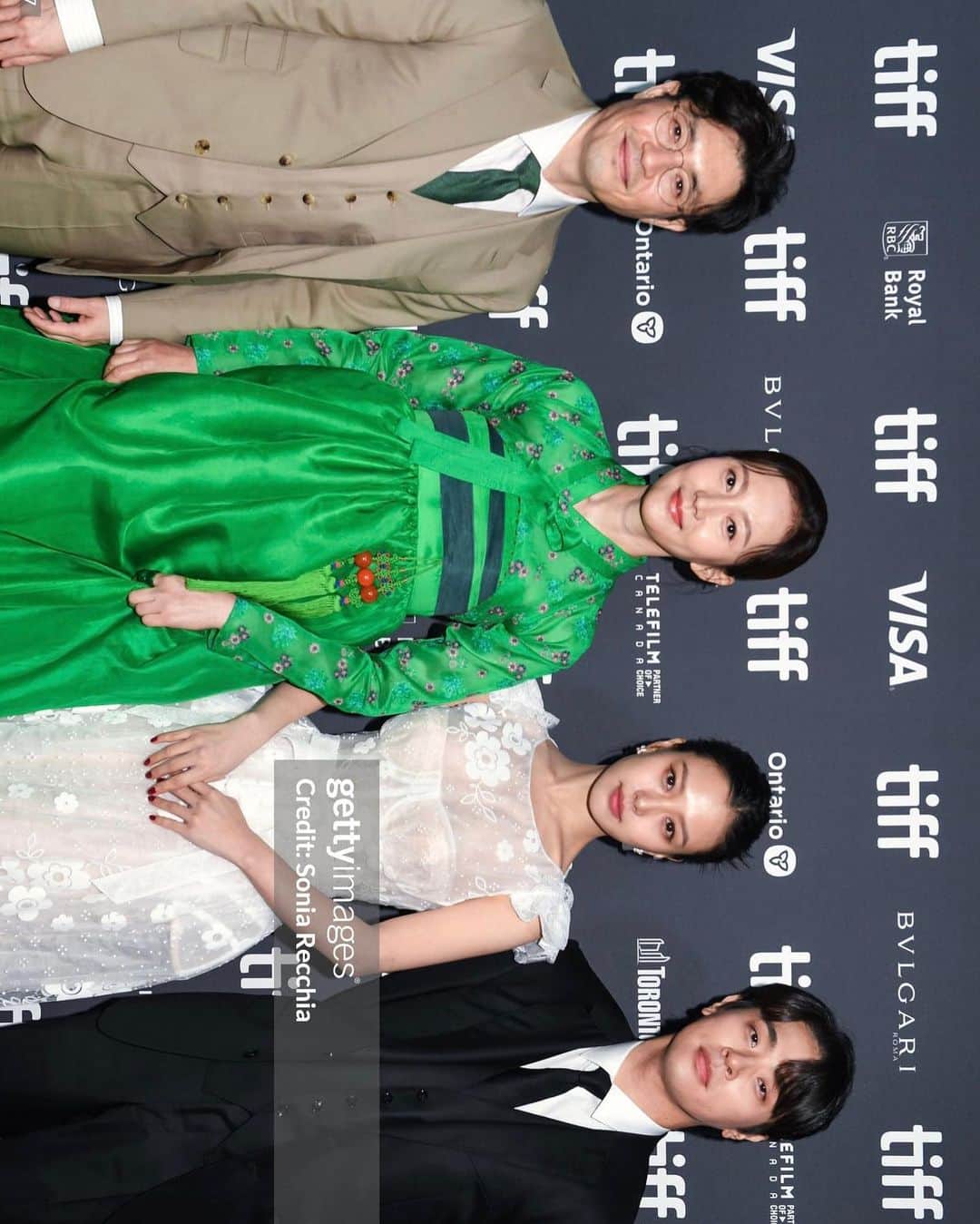 のインスタグラム：「@tiff_net We're proud Koreans 🇰🇷」