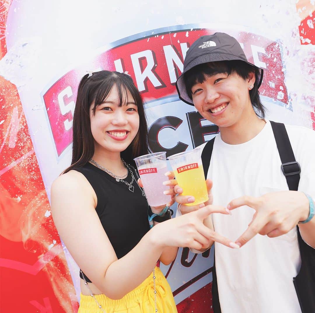 スミノフさんのインスタグラム写真 - (スミノフInstagram)「ULTRA JAPAN 2023 FINAL DAY  無事終了いたしました😭🔥  さいっっっこうでしたね！！！ 今年の夏フェスを締めくくれました☺️☀️？  皆さんの最高ボルテージに フィナーレは激エモエモのエモで 大感動でした🥺❤️  やっぱり#ULTRAJAPAN 最高です😭  本日もスミノフブースへのたくさんのご来場ありがとうございました🤩  スミノフフォトブース も大盛況でした👀📷！！  ぜひ今日のフォトを、 #スミノフ のタグをつけて投稿してくださいね🥰✨☀️  一緒に盛り上がった皆様のおかげで忘れられない最高の思い出となりました🍾❤️🎶  スミノフと今日のセットリストで ULTRA JAPANをプレイバックして 明日からもまた頑張りましょう🤟🔥！！  また来年も、ULTRA JAPANスミノフブースで会えますように🥰🍾  #スミノフ #スミノフアイス #smirnoff #音楽好きと繋がりたい #フェス好きと繋がりたい #ULTRAJAPAN #ULTRAJAPAN2023」9月17日 21時18分 - smirnoff_jp