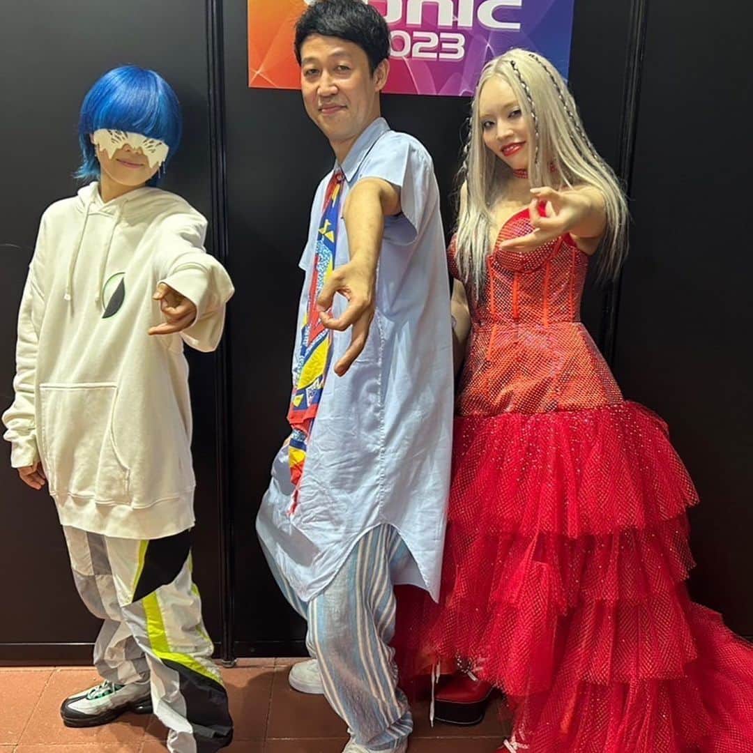 のインスタグラム：「今日2日目おわりました ありがとうございました😊 明日もよろしくお願いします (´∀｀) #コヤソニ #イッキュウ_アイナ_ちゃんみな_yamaでロープレ作ってほしい #ジェニーハイ」