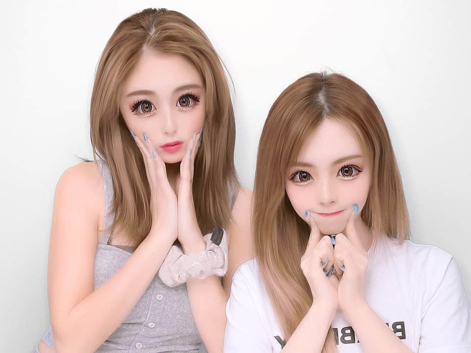 古川優奈のインスタグラム：「姉妹でぷりくら珍しい🥲💓 うれしい☺️☺️☺️💓 今日も晴れてた☀️」