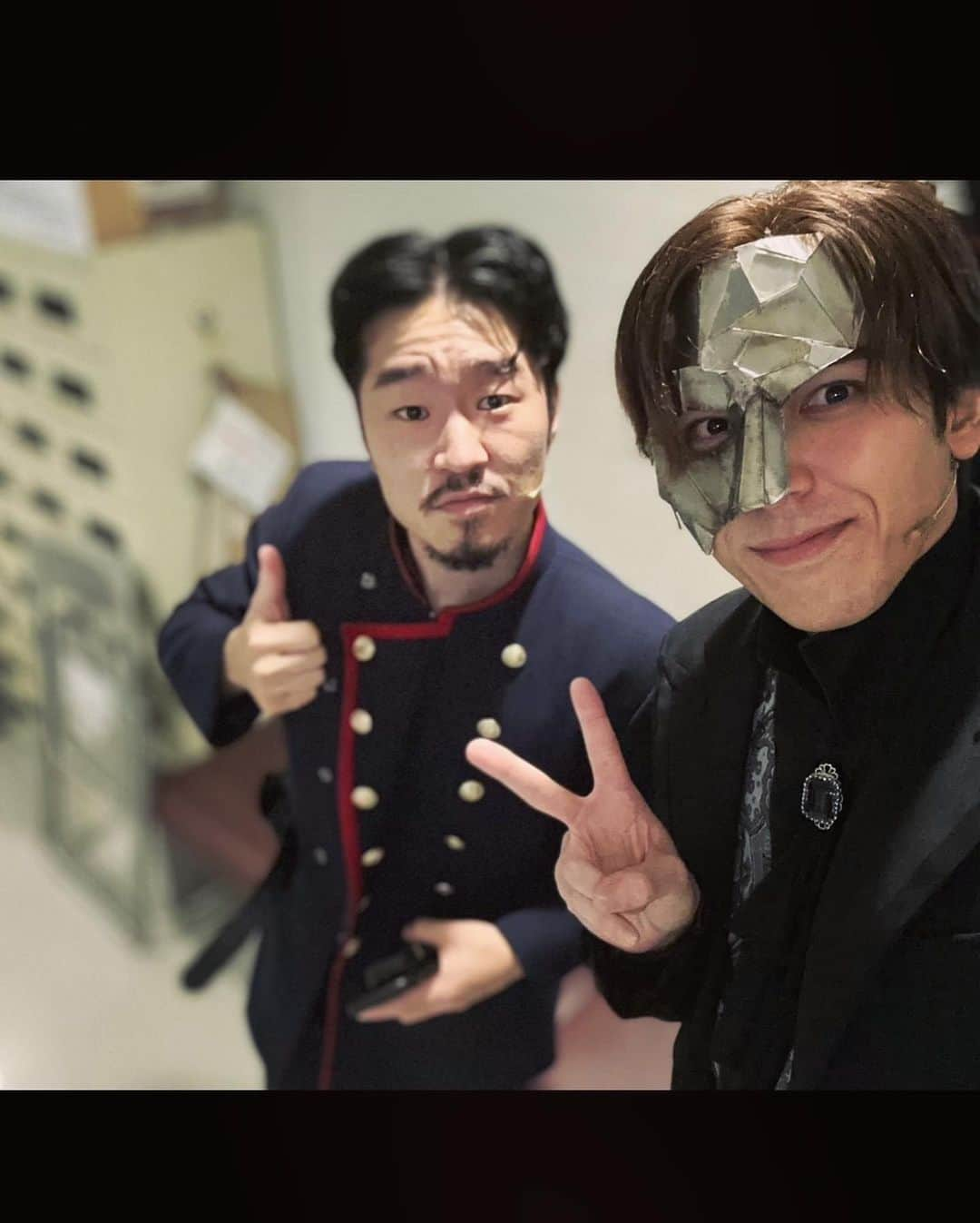 加藤将さんのインスタグラム写真 - (加藤将Instagram)「ヘイヘイとダミーファントムで！ FCブログでも結構語ったけど彼はとんでもなく愛のある人間！ 公演中はアップの時に毎日発声を教えてもらってました。 僕に付き合いすぎて準備がギリの時や教えすぎて疲れた日もあった笑 本気で教えてくれてありがとう！ 必ずものにしてみせるよ！  また共演したい！歌頑張ります！  #増山航平 さん #ヘイヘイ  #加藤将  #歌」9月17日 22時03分 - sho_kato0921