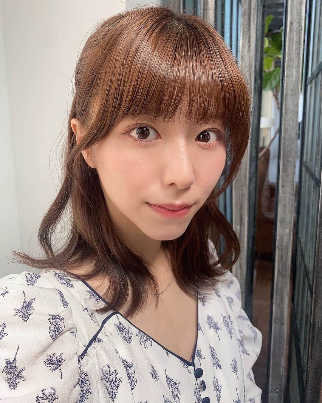 飯田祐真のインスタグラム：「お知らせ🌈  ドラマ「その結婚、正気ですか？」 エンディング主題歌でもある こちらのMVに少し出演させていただきました！  よろしければ是非ご覧ください🎈  長妻怜央 from 7ORDER 「シンデレラストーリー」MUSIC VIDEO  https://youtu.be/UtpMmHwViB4?si=lOz9FZ42GWYKV2fW」