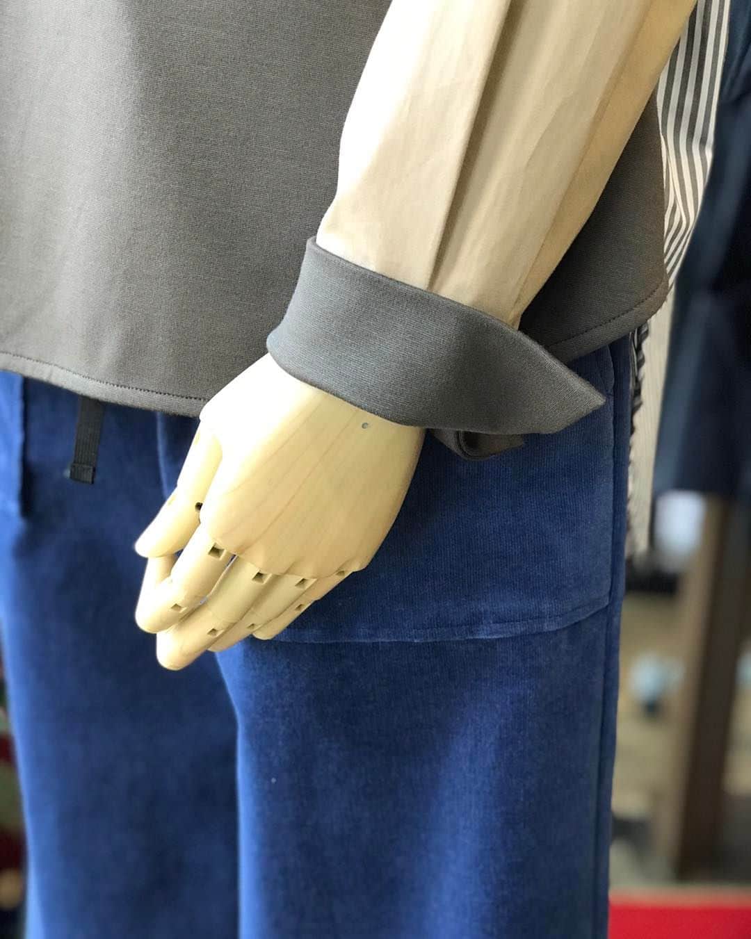 M2companyのインスタグラム：「《pareatsu》  【BASE】 https://pareatsu.base.ec  #pareatsu #パレアッツ #m2company #エムツーカンパニー #2023AW #新作秋物 #秋物 #新作プルオーバー #プルオーバー #おしゃれさんと繋がりたい  #ciao_varano」