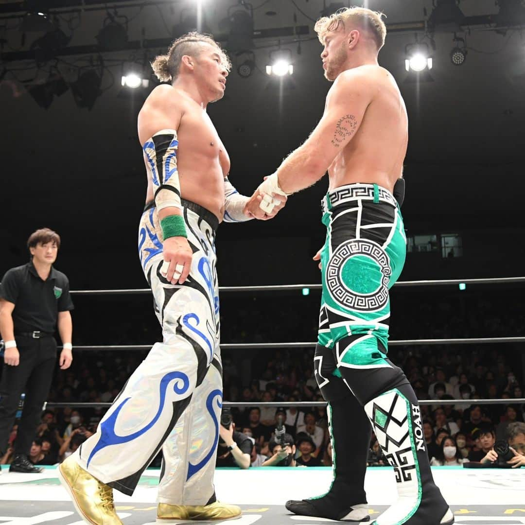 新日本プロレスさんのインスタグラム写真 - (新日本プロレスInstagram)「#Marufuji vs #Ospreay!!🔥🔥 “二人の天才”の初遭遇に場内大熱狂！  オスプレイ、“憧れの人”丸藤とのドリームマッチを制すも、「今日の世界一はマルフジさん」とデビュー25周年を祝福!!【ノア9.17後楽園結果】 @njpw1972  @noah_ghc  #noah_ghc #njpw #UnitedEmpire」9月18日 7時51分 - njpw1972