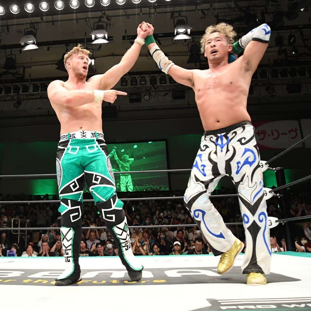 新日本プロレスさんのインスタグラム写真 - (新日本プロレスInstagram)「#Marufuji vs #Ospreay!!🔥🔥 “二人の天才”の初遭遇に場内大熱狂！  オスプレイ、“憧れの人”丸藤とのドリームマッチを制すも、「今日の世界一はマルフジさん」とデビュー25周年を祝福!!【ノア9.17後楽園結果】 @njpw1972  @noah_ghc  #noah_ghc #njpw #UnitedEmpire」9月18日 7時51分 - njpw1972