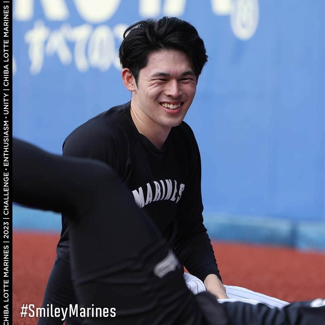 千葉ロッテマリーンズさんのインスタグラム写真 - (千葉ロッテマリーンズInstagram)「#MondayMotivation #SmileyMarines #chibalotte #田村龍弘 #メルセデス #ペルドモ #佐々木朗希 #鈴木昭汰 #中森俊介 #小島和哉 #荻野貴司 #ポランコ #佐藤都志也 #岩下大輝 #柿沼友哉」9月18日 8時00分 - chibalotte