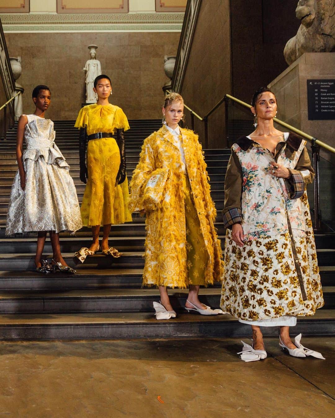 Nordstromさんのインスタグラム写真 - (NordstromInstagram)「Dreamyyyy✨collection by British talent @erdem. Captured backstage at his spring/summer ‘24 collection show at The British Museum. The collection was inspired by the Duschess of Devonshire and featured a sneak peek of a Barbour collab like we’ve never seen before. Which of these heavenly dresses do you dream of wearing?  📸 by @emilymalan」9月18日 8時02分 - nordstrom