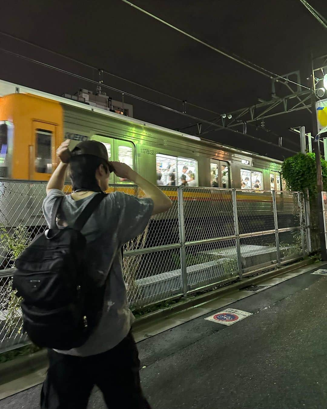 ジェヒョンのインスタグラム：「🚊 これからもたくさん会いましょう、僕たち Thank you Tokyo」