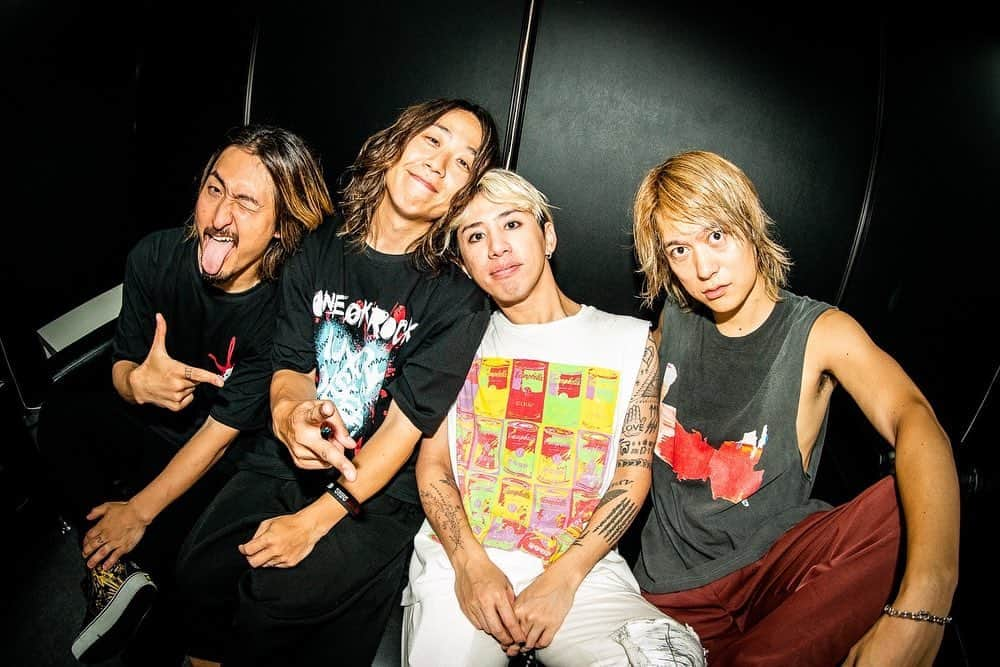 Taka のインスタグラム：「It was such a great time in TAIPEI !!! Love you guys so much 😽🤲🏻 @ruihashimoto」