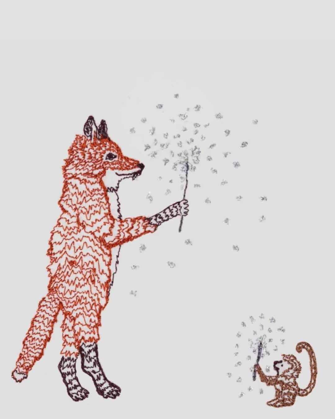 コーラル アンド タスクのインスタグラム：「It's National Fox Day! 🦊 Foxes are famous for being cunning and quick, it's no wonder that they have captivated our imaginations for centuries in folklore and fairytales. There are 12 species of true foxes, all can be found across the Northern Hemisphere. The best time to spot a fox in the wild is at dusk, as they are primarily nocturnal and tend to come out as the sun sets. #coralandtusk #nationalfoxday」