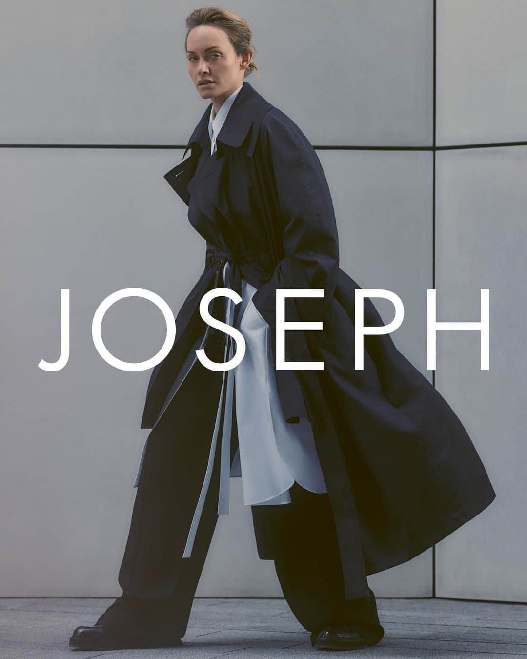 アンバー・ヴァレッタのインスタグラム：「@josephfashion Autumn Winter campaign 💙 Photographed by @darrengwynnstudio」