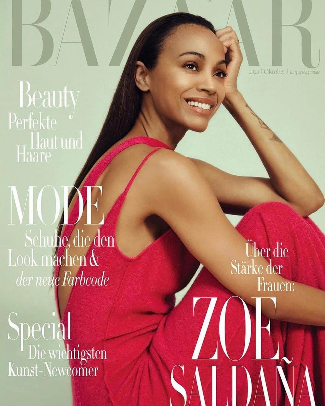 ペトラ・フラナリーのインスタグラム：「The incredible @zoesaldana ♥️ @fendi @harpersbazaargermany #FendiFW23  Editor: @kaimargrander  Photography: @sofiaandmauro  Interview: @marlene_soerensen   Styling: @petraflannery  Hair: @thebradylea  Makeup: @makeupbyvera7  Nails: @y.azzyyfr  Set: @antoinedugrandc」
