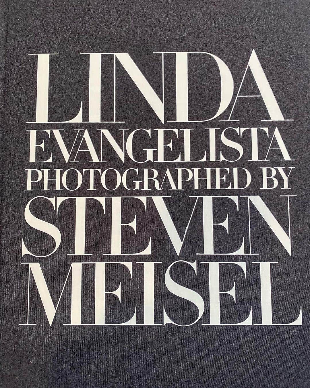 フィリップトレーシーさんのインスタグラム写真 - (フィリップトレーシーInstagram)「Linda Evangelistas wonderful talk at Cadogan Hall in london this afternoon for her Beautiful new Book  Linda Evangelista by Steven Meisel . Linda has been an inspiration to me. The most “SUPER” of them all !」9月18日 2時26分 - philiptreacy