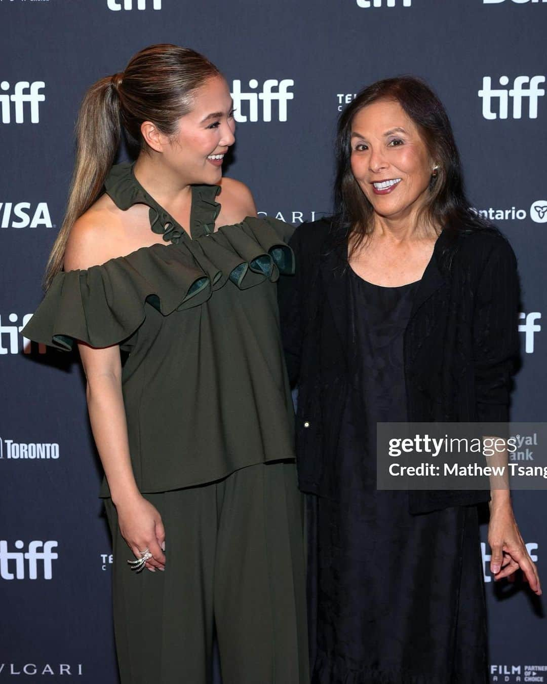 アライ・マキさんのインスタグラム写真 - (アライ・マキInstagram)「An immense honor. Thank you @tiff_net for awarding @seagrassfilm and our visionary @meredithhamabrown the prestigious International Film Critics FIPRESCI Award for Best International First Feature. @fipresci  ⁣ Thank you to the FIPRESCI jury for honoring our film and director: Cem Altinsaray, Elijah Baron, Jindřiška Bláhová, Diego Faraone, and Jenni Zylka. Congrats to our entire cast and crew. Meredith and @norm_li , you deserve it all and I’m elated that the world is seeing your brilliance. ⁣ ⁣ It was a dream come true to have our world premiere at TIFF and to have my mom there with me. 🤍⁣」9月18日 3時11分 - allymaki